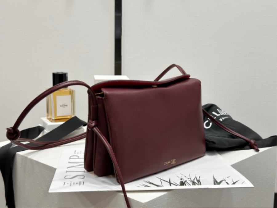 셀린느 트리오 플랩 부드러운 램스킨 10P862 22144cm 와인06.jpg