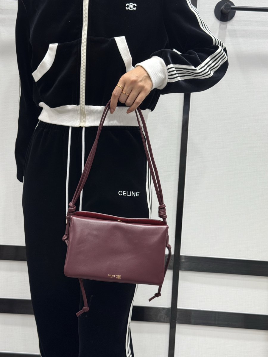 셀린느 트리오 플랩 부드러운 램스킨 10P862 22144cm 와인01.jpg