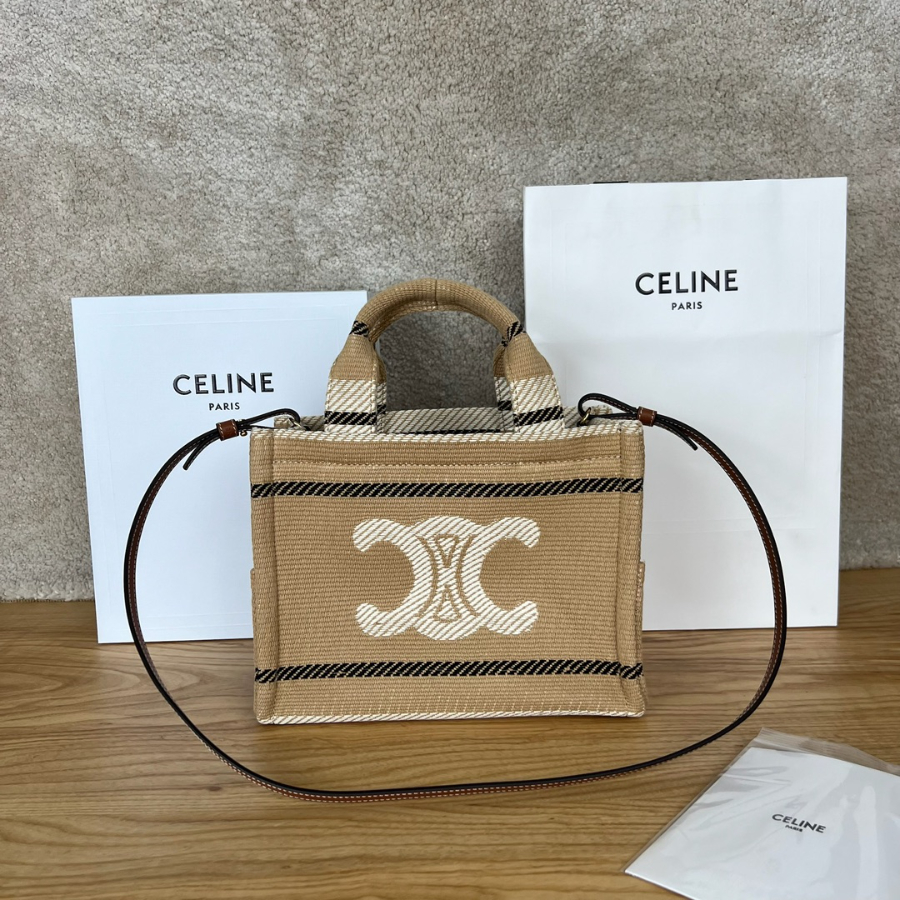 셀린느 트리옹프 스몰 카바스백 베이지 2518.513cm1.jpg