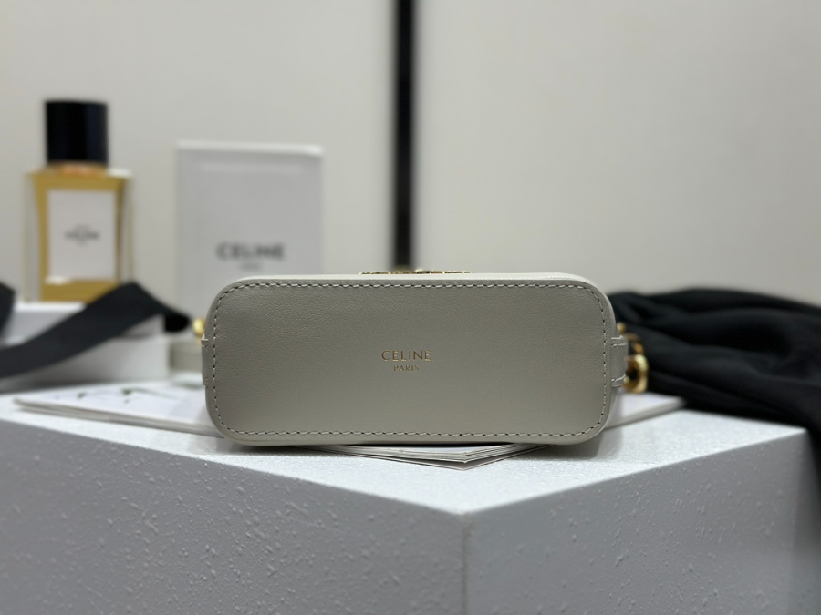 셀린느 트리옹프 이너백 버킷백 13.512.55cm 10K943 화이트06.jpg