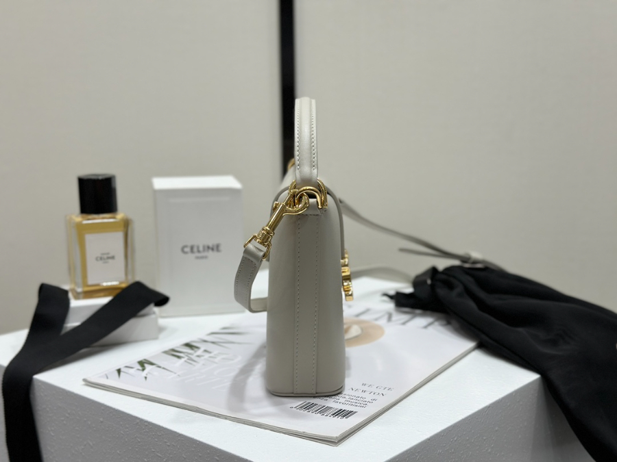 셀린느 트리옹프 이너백 버킷백 13.512.55cm 10K943 화이트07.jpg