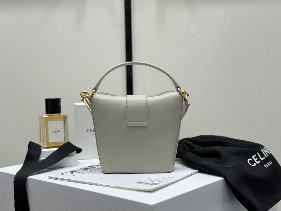 셀린느 트리옹프 이너백 버킷백 13.512.55cm 10K943 화이트03.jpg