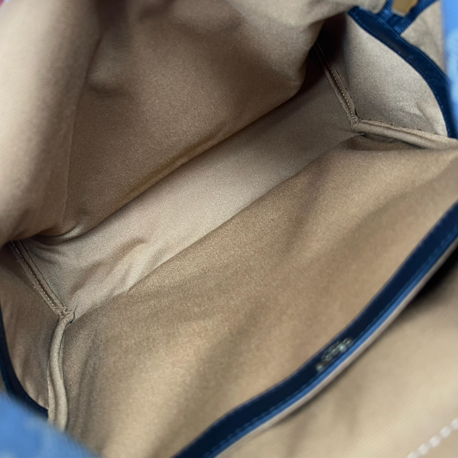 셀린느 트리옹프 캔버스 미디엄 백팩 33.53813cm9.jpg