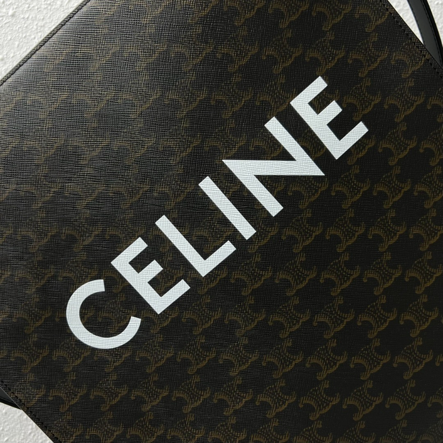 셀린느 트리옹프 캔버스 미디움 버티컬 카바스 셀린느 프린트 31.534.58.5cm 2컬러 19443214.jpg