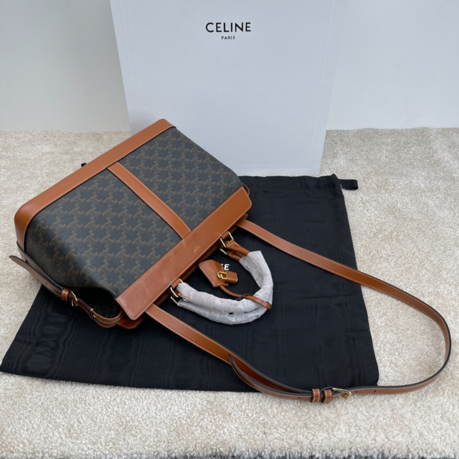 셀린느 트리옹프 캔버스 카프스킨 미디움 카바스 드 프랑스백 탄 372714cm 1926624.jpg