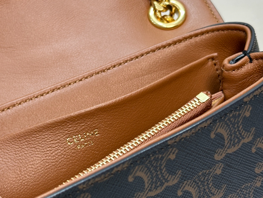 셀린느 트리옹프 캔버스 틴 빅투아르백 탄23.5148cm 116592 스몰09.jpg