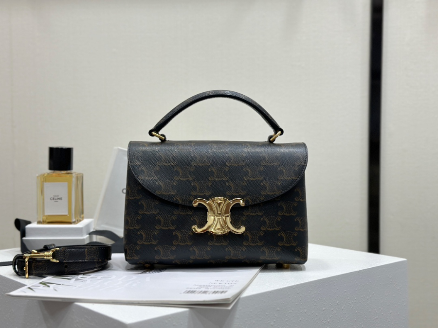 셀린느 틴 니노 백 118112 20138cm 올 오버 로고02.jpg