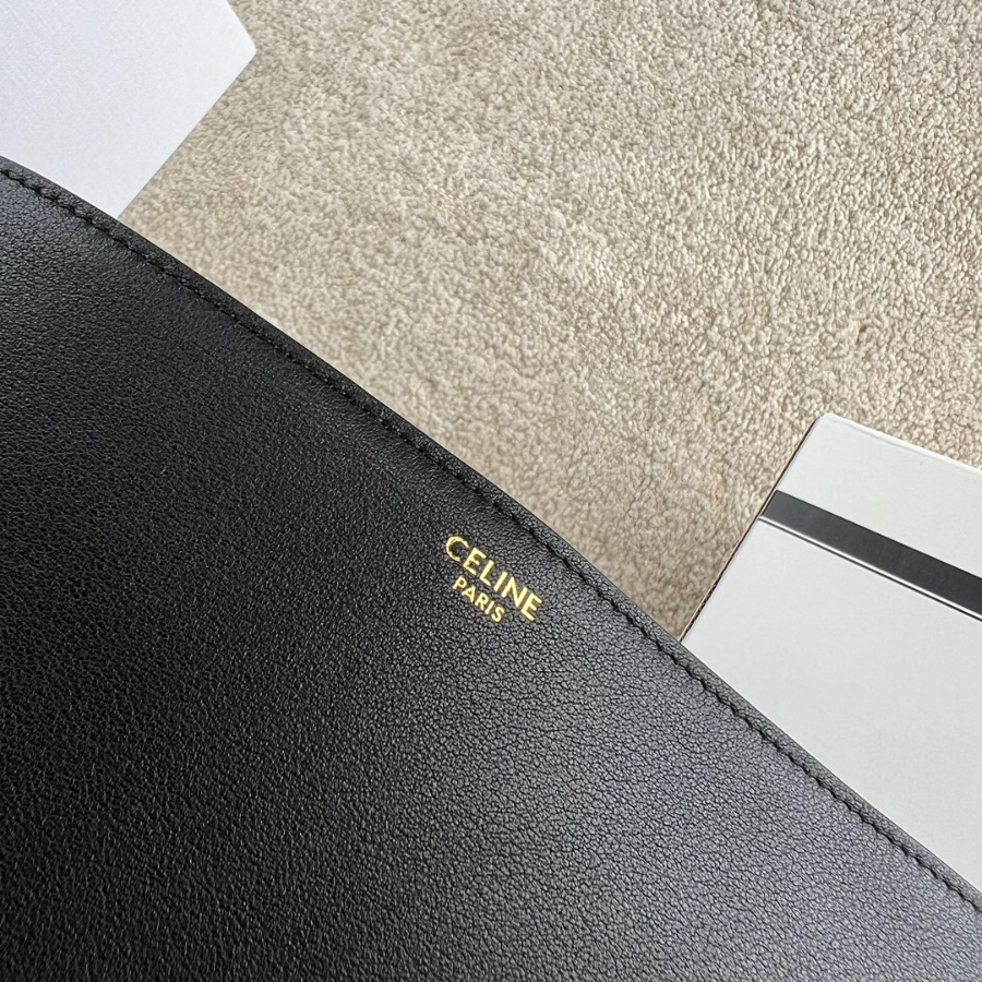 셀린느 틴 니노 백 미디엄 261810.5cm 블랙 1181139.jpg