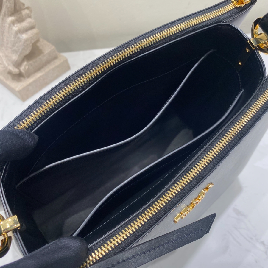 프라다 듀탑핸들백 블랙9.jpg