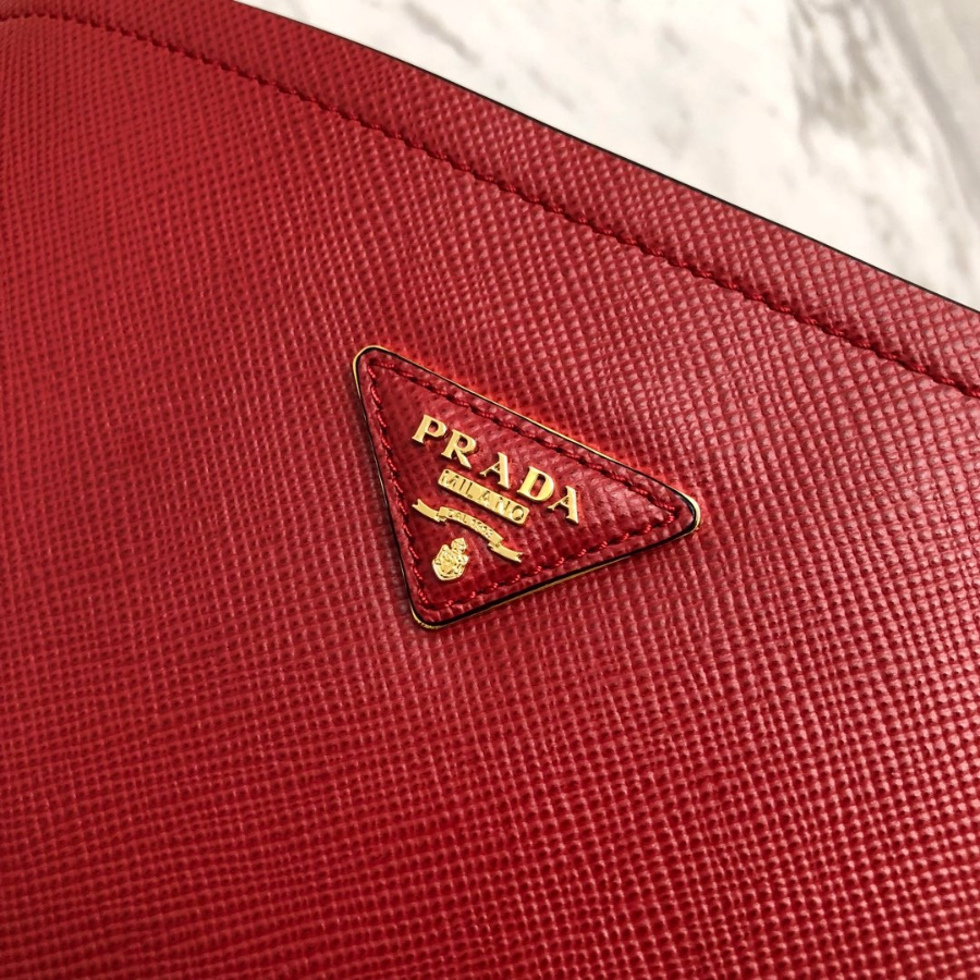 프라다 마티니사피아노토트백7 레드.jpg