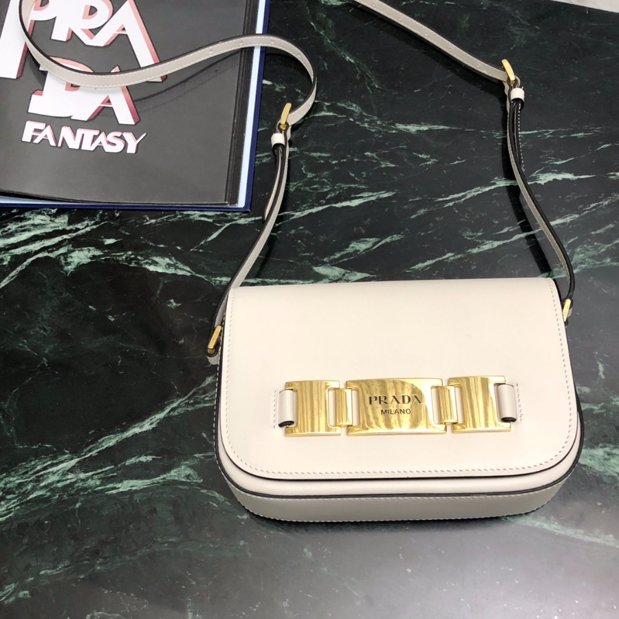 프라다 버클숄더백9.jpg