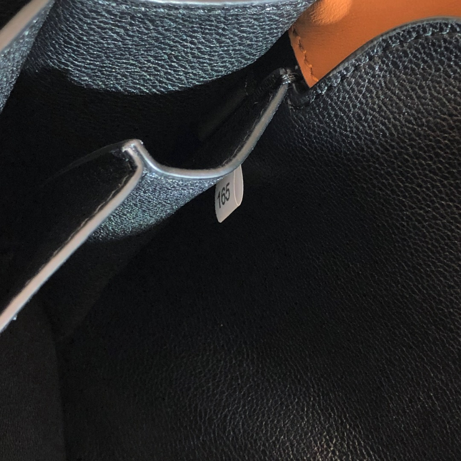 프라다 카이에숄더백 브라운블랙8.jpg