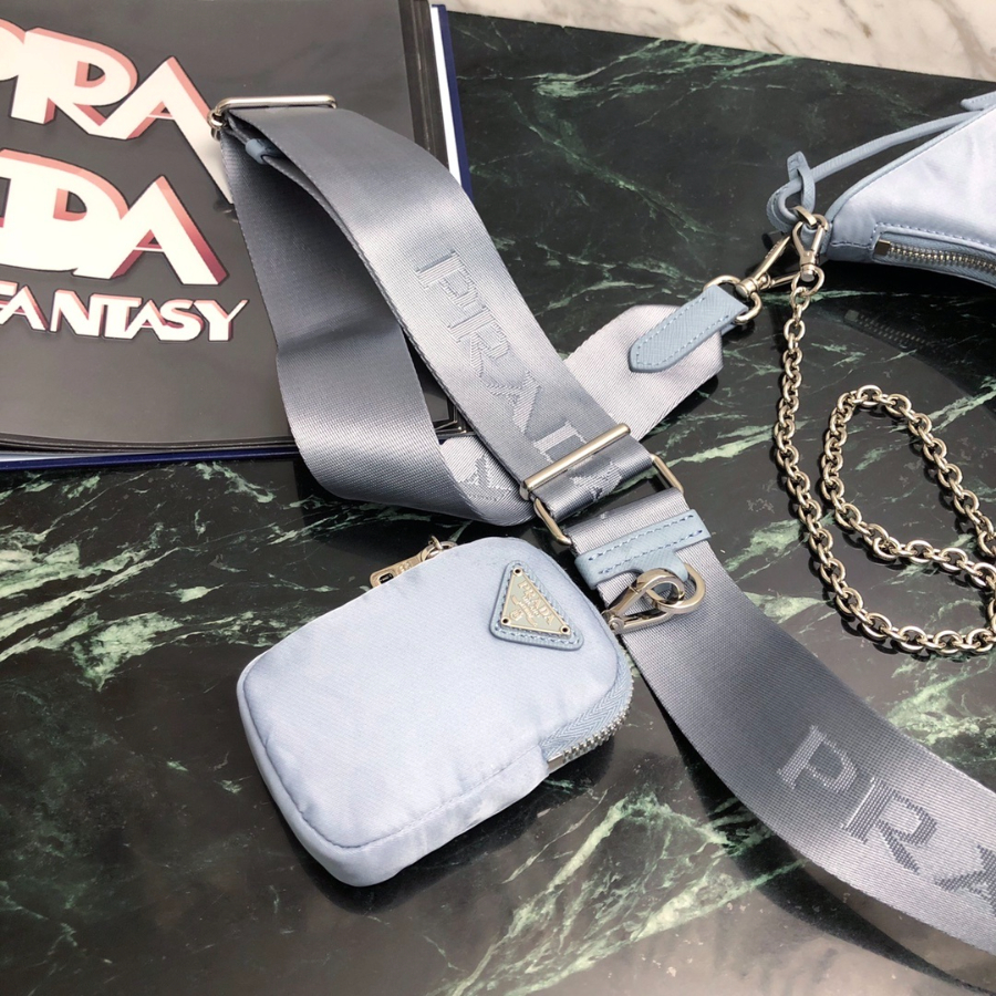 프라다 테수토체인호보백 라이트블루5.jpg