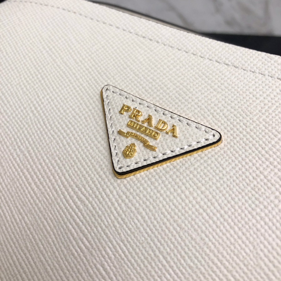 프라다 마티니사피아노미디엄토트백 아이보리6.jpg