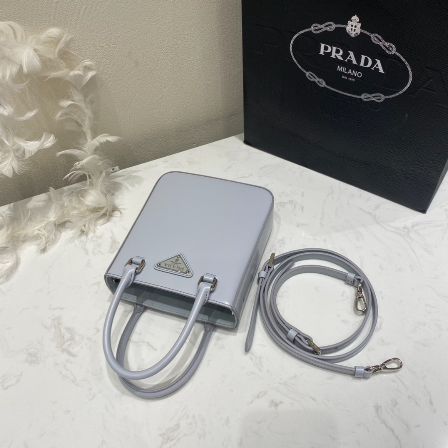 프라다 브러시드스몰토트백 라이트블루6.jpg