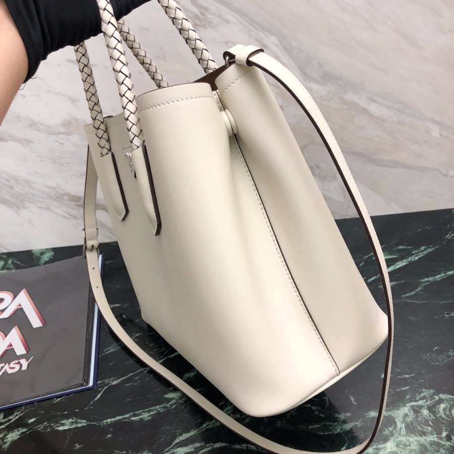 프라다 두블레미디엄토트백 아이보리3.jpg