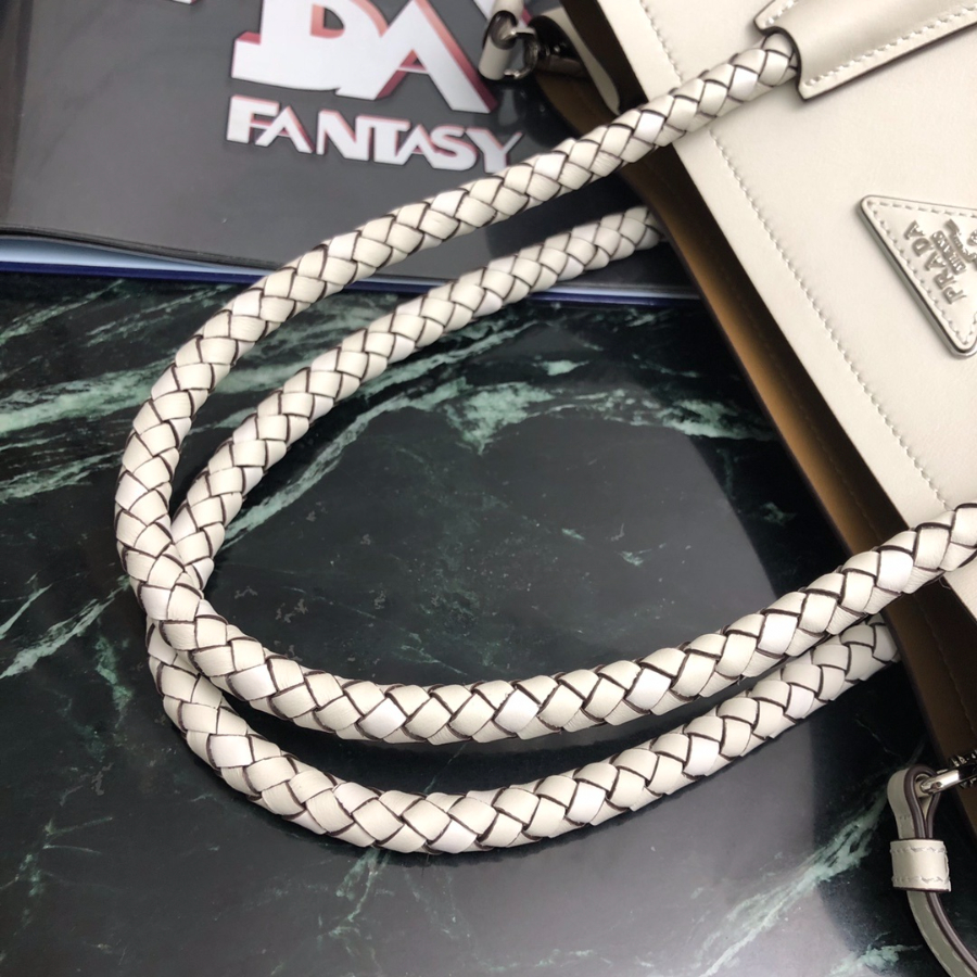 프라다 두블레미디엄토트백 아이보리4.jpg