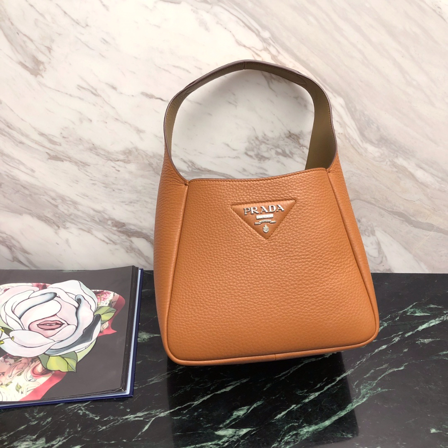 프라다 비텔로다이노토트백 브라운9.jpg