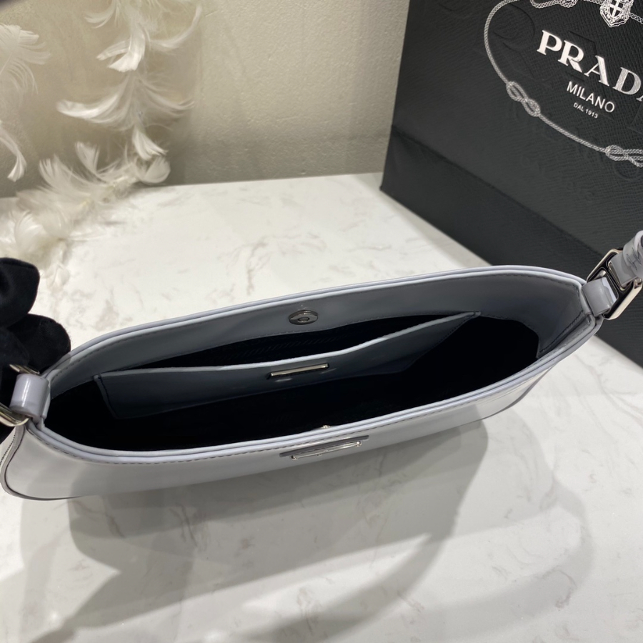 프라다 클레오브러시드숄더백 라이트블루8.jpg