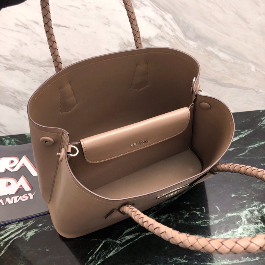 프라다 두블레미디엄토트백 브라운8.jpg