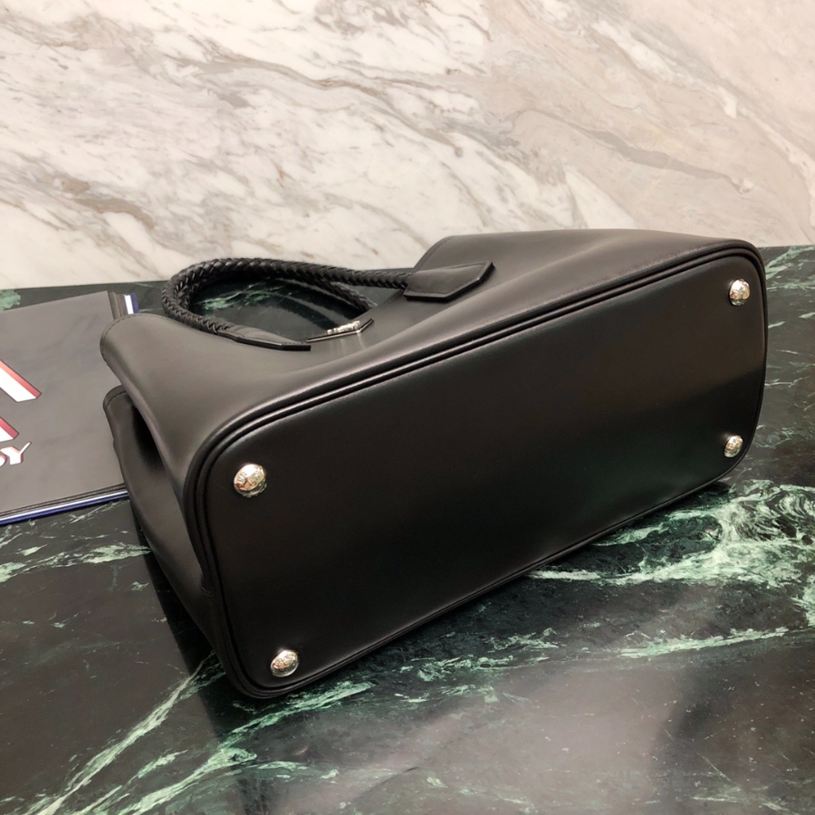 프라다 두블레미디엄토트백 블랙4.jpg