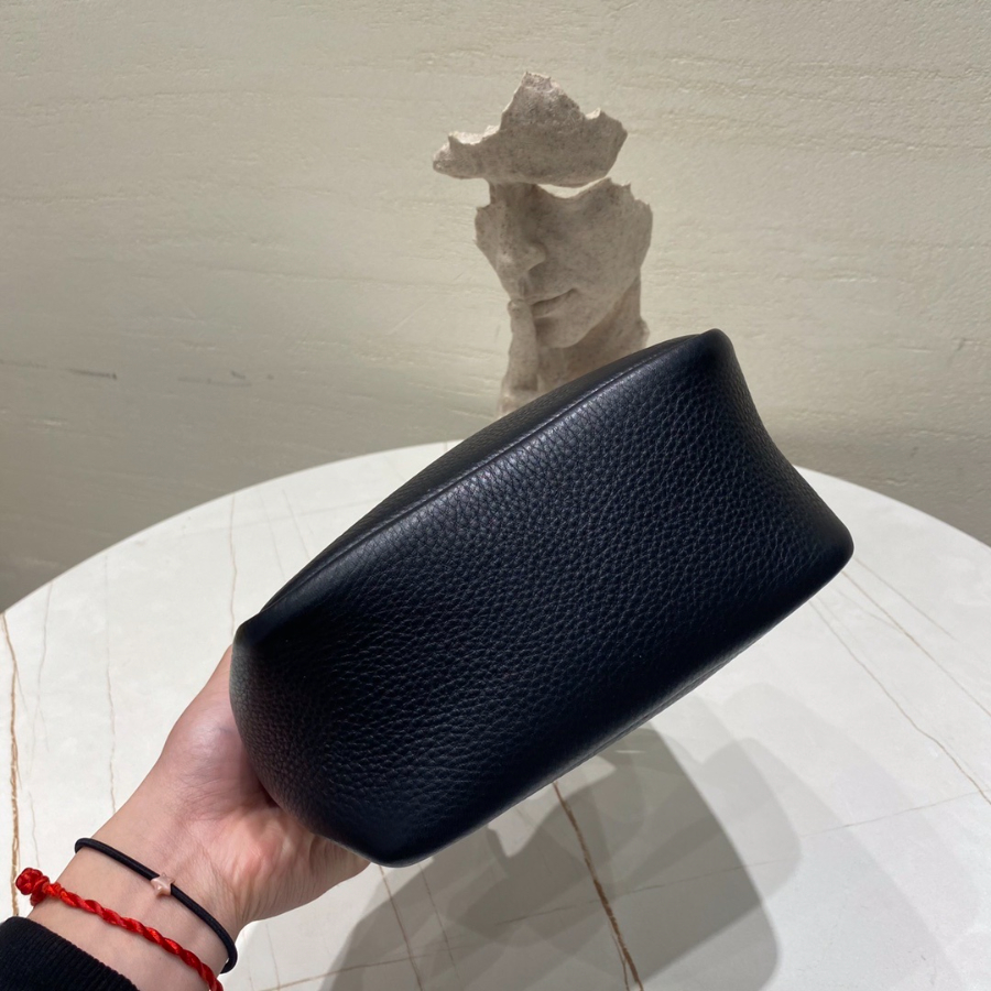 프라다 비텔로다이노토트백 블랙5.jpg