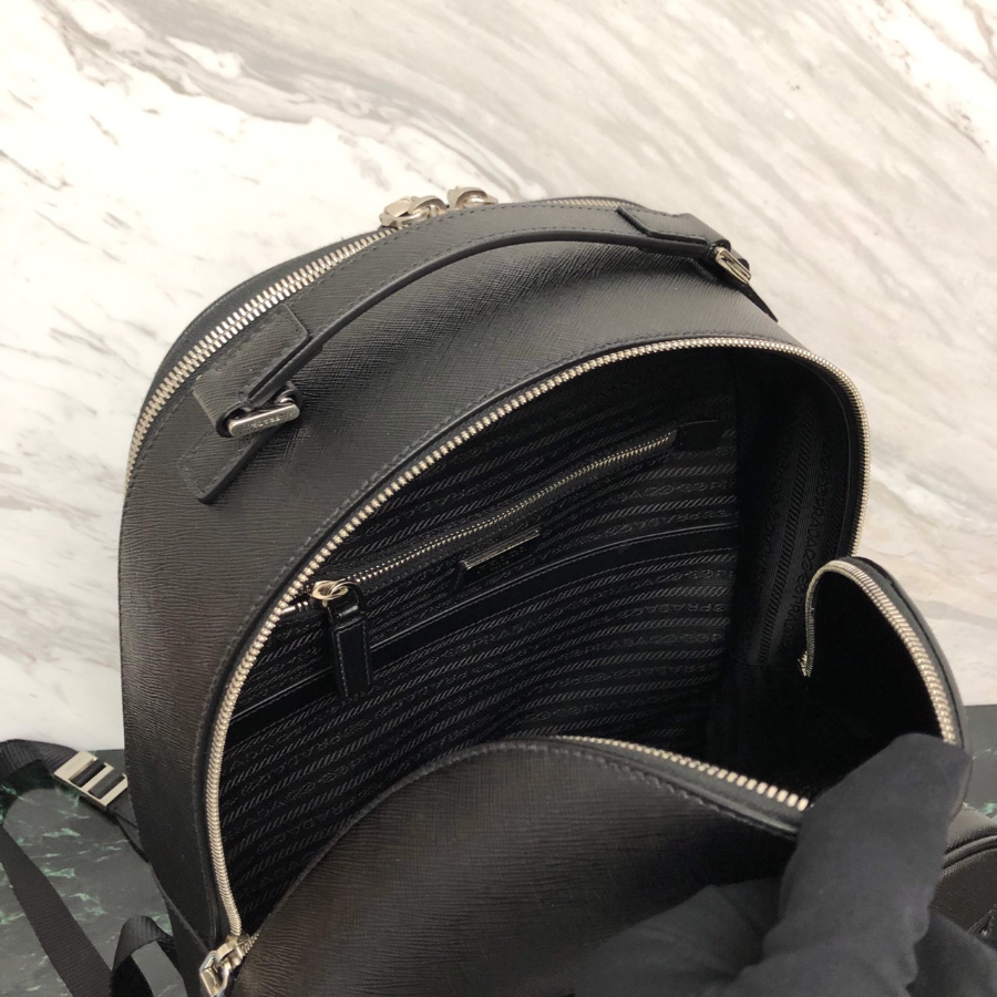 프라다 사피아노백팩 블랙7.jpg
