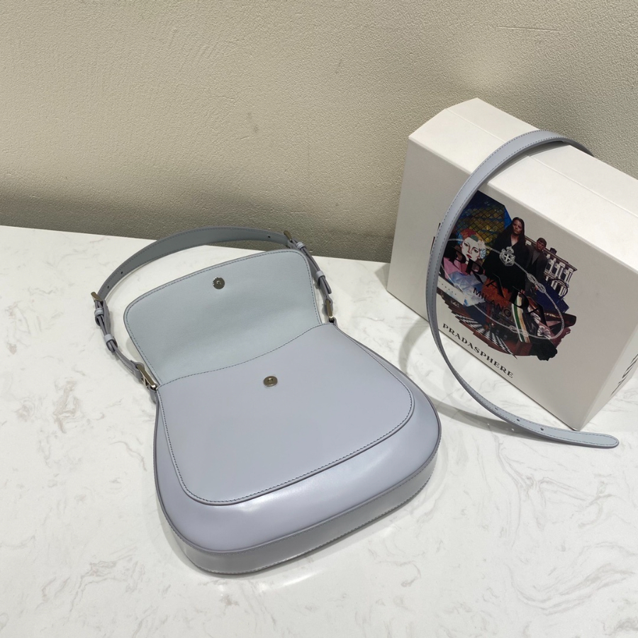 프라다 클로에브러시드숄더백 라이트블루5.jpg