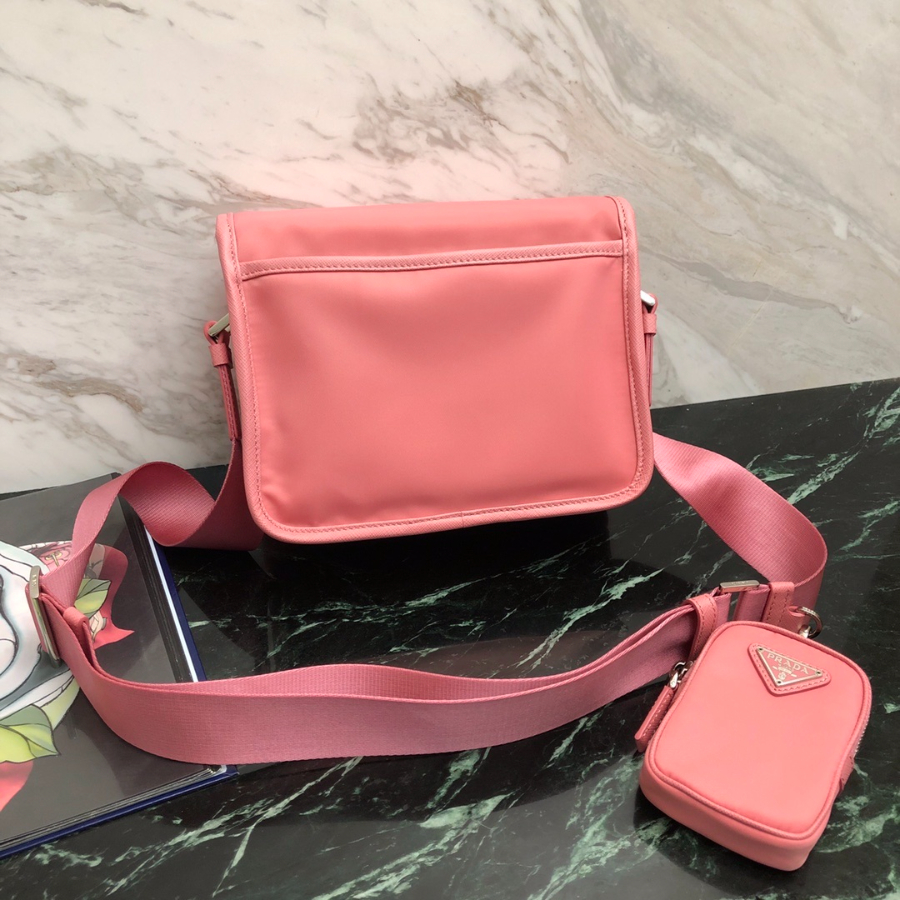 프라다 삼각로고포켓숄더백 핑크2.jpg
