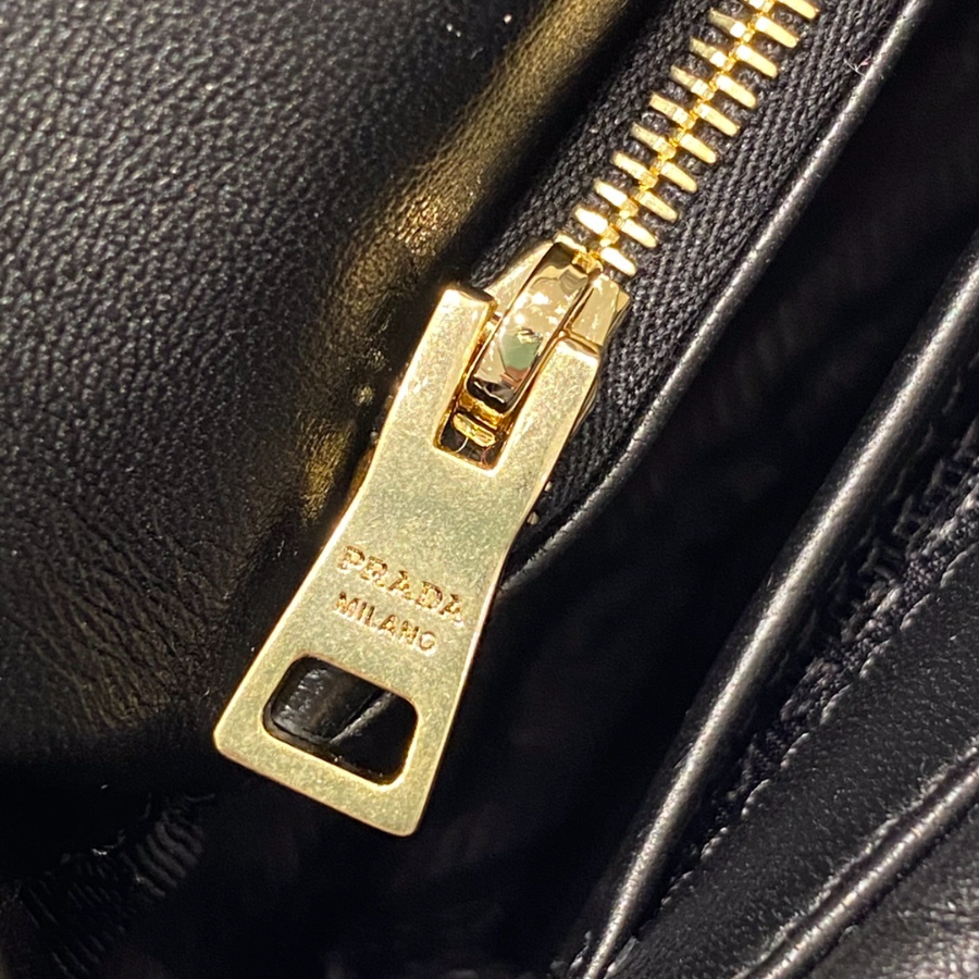 프라다 시스템패치워크숄더백 블랙7.jpg