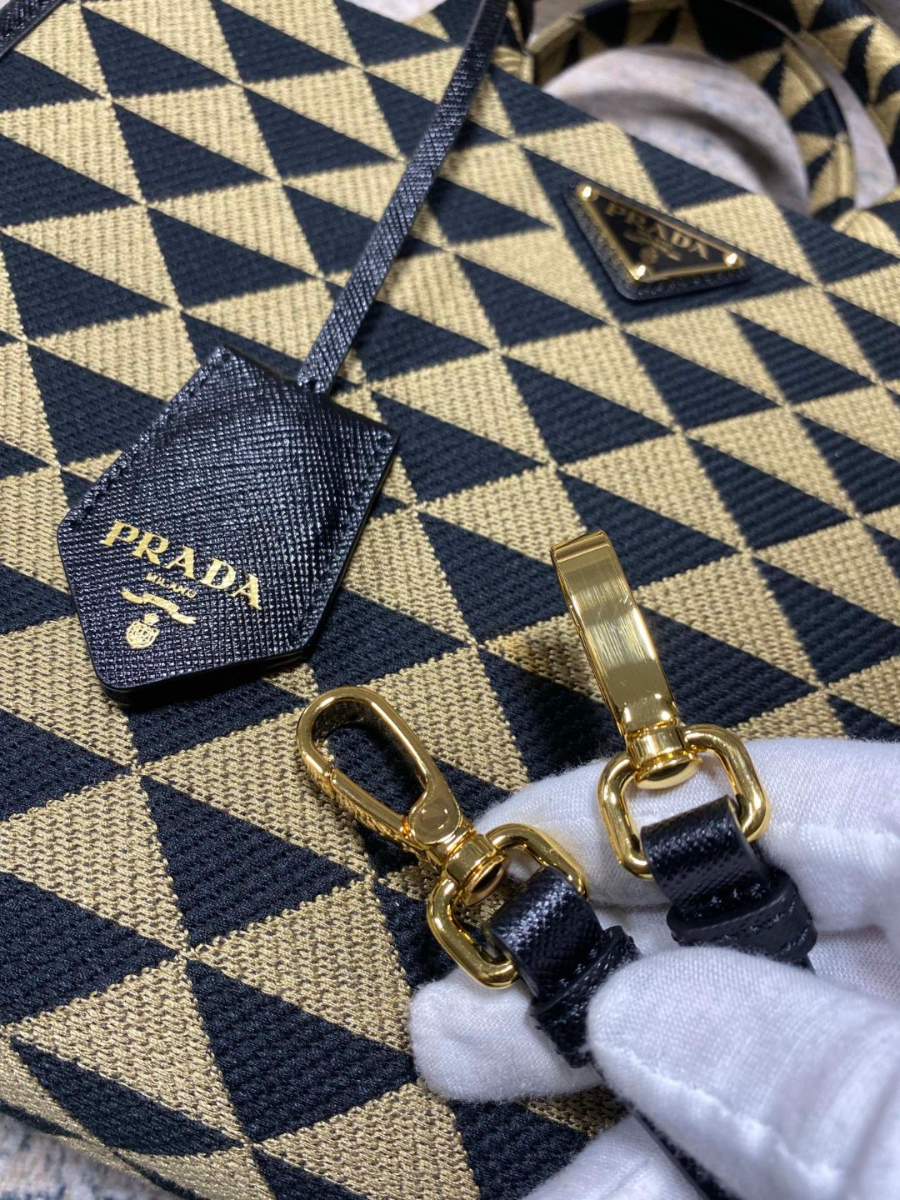 프라다 심볼자카드패브릭스몰토트백 옐로우블랙6.jpg