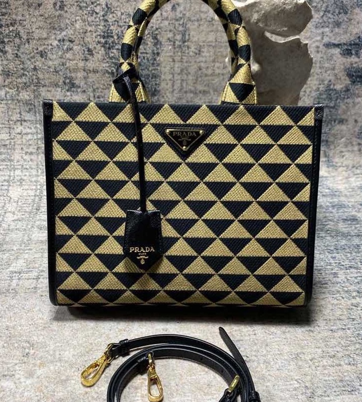 프라다 심볼자카드패브릭스몰토트백 옐로우블랙1 (1).jpg