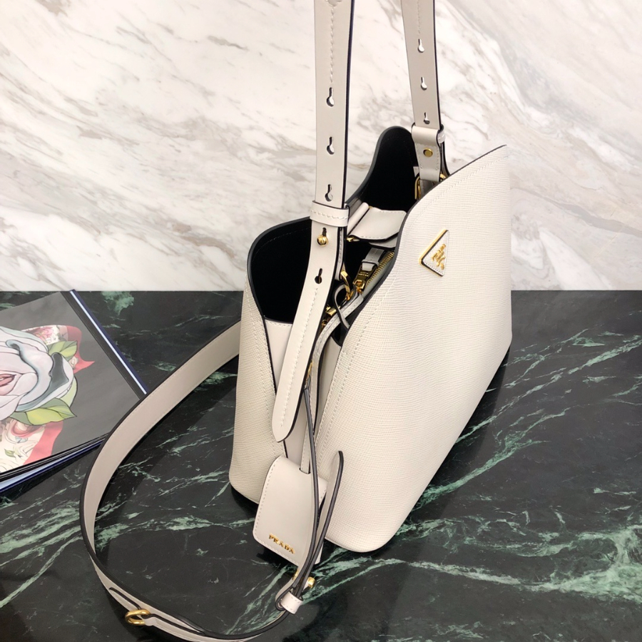 프라다 미디엄마티네숄더백 아이보리3.jpg