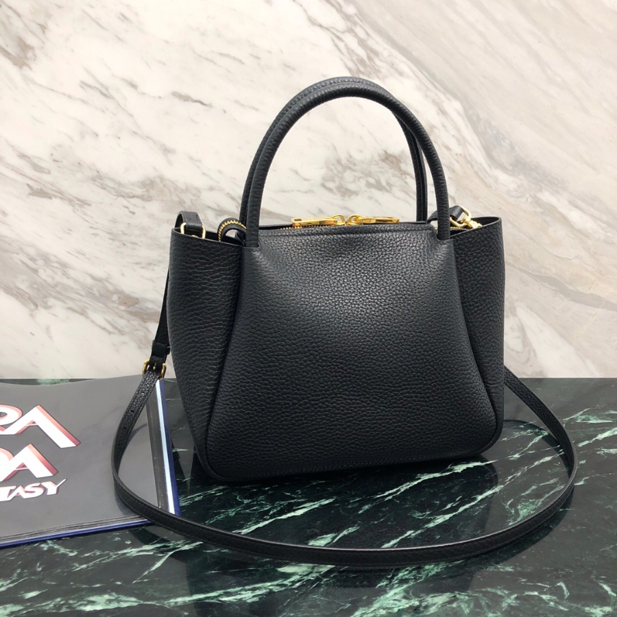 프라다 토트탑핸들백 블랙2.jpg