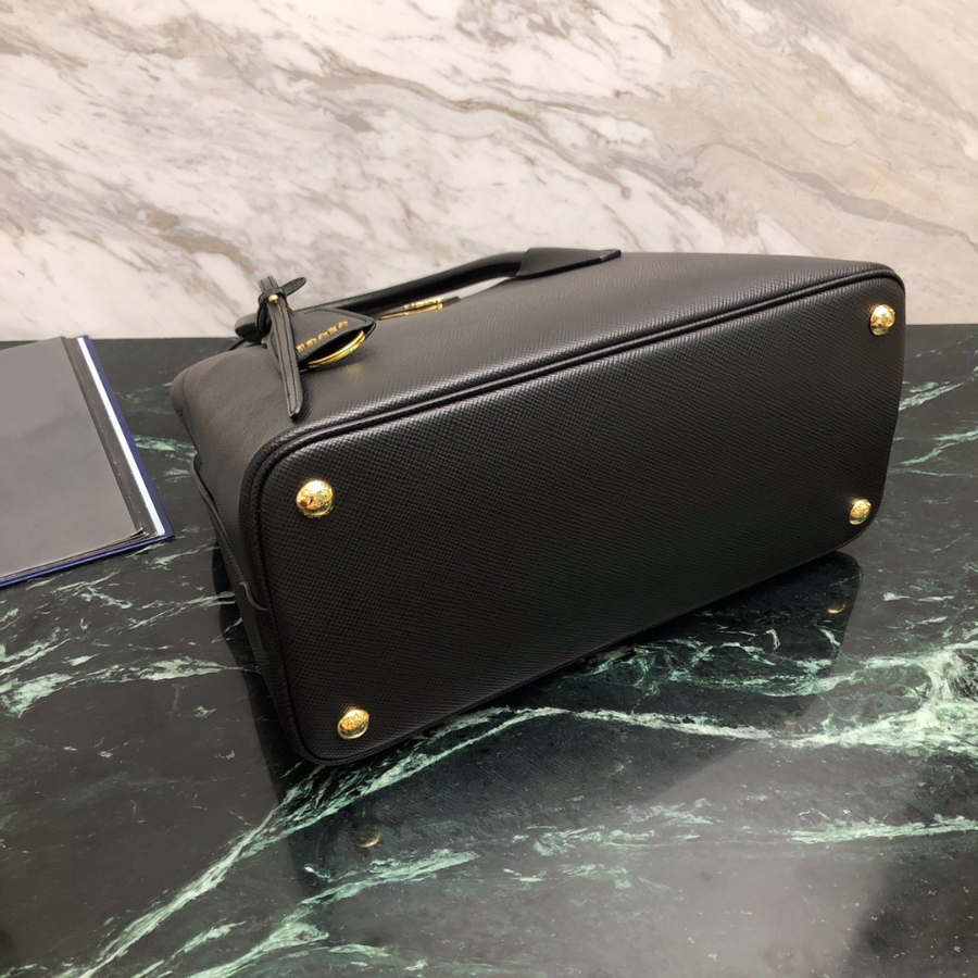 프라다 스몰마티네토트백 블랙5.jpg