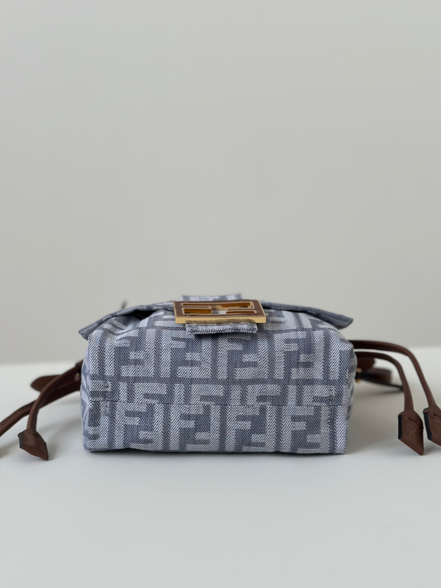 펜디 맘마바게트백 블루5.jpg