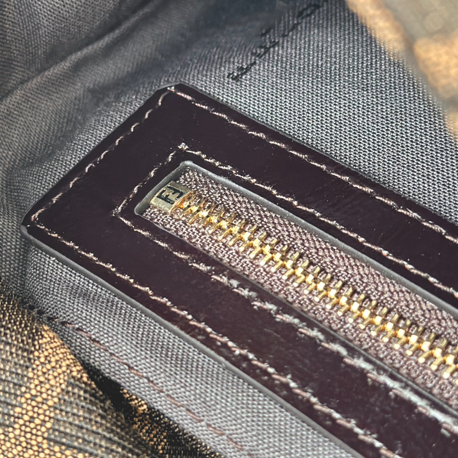 펜디 바게트백미디엄8.jpg