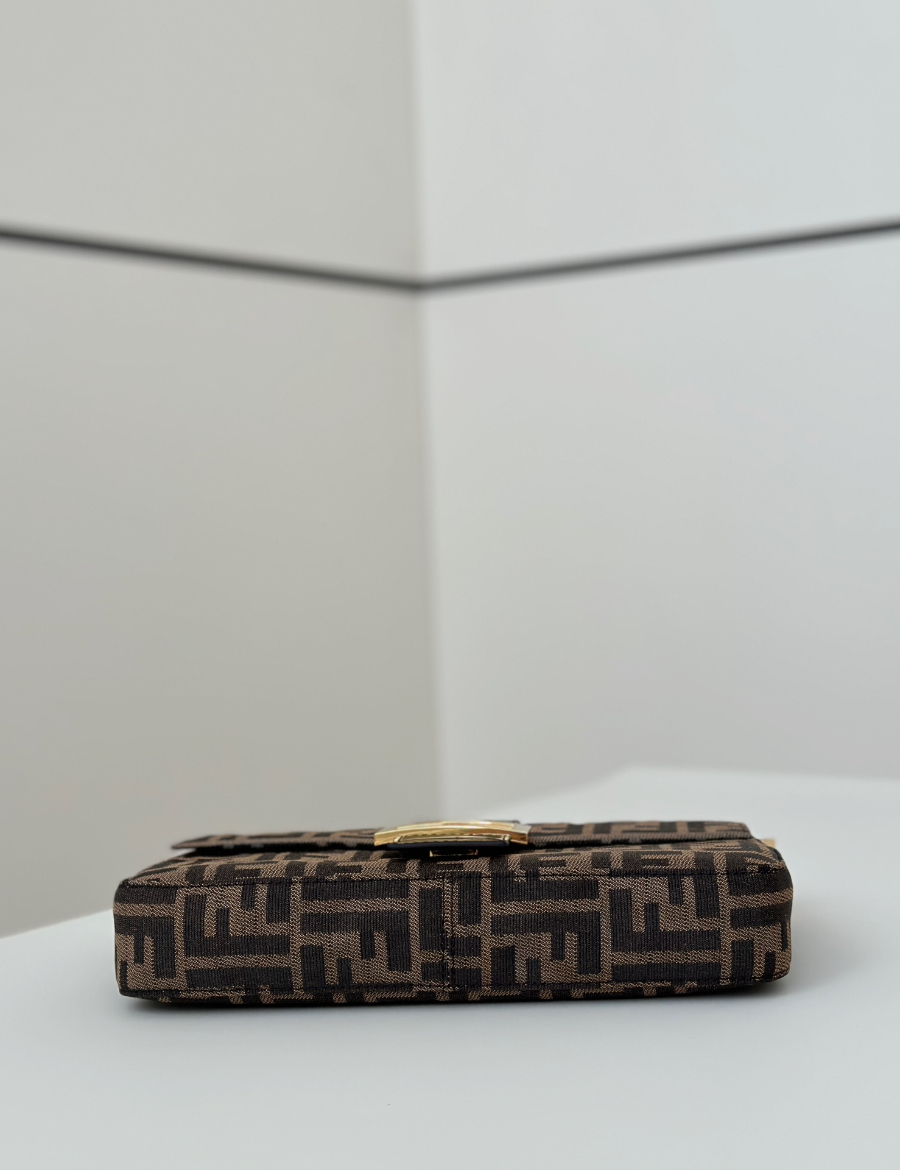 펜디 바게트백미디엄3.jpg