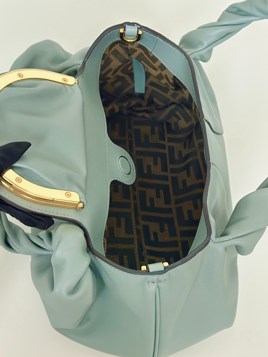 펜디 스파이백스몰9 블루.jpg