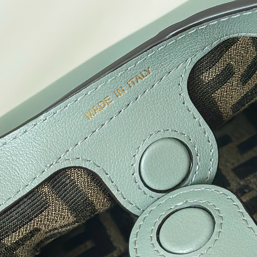 펜디 스파이백스몰7 블루.jpg