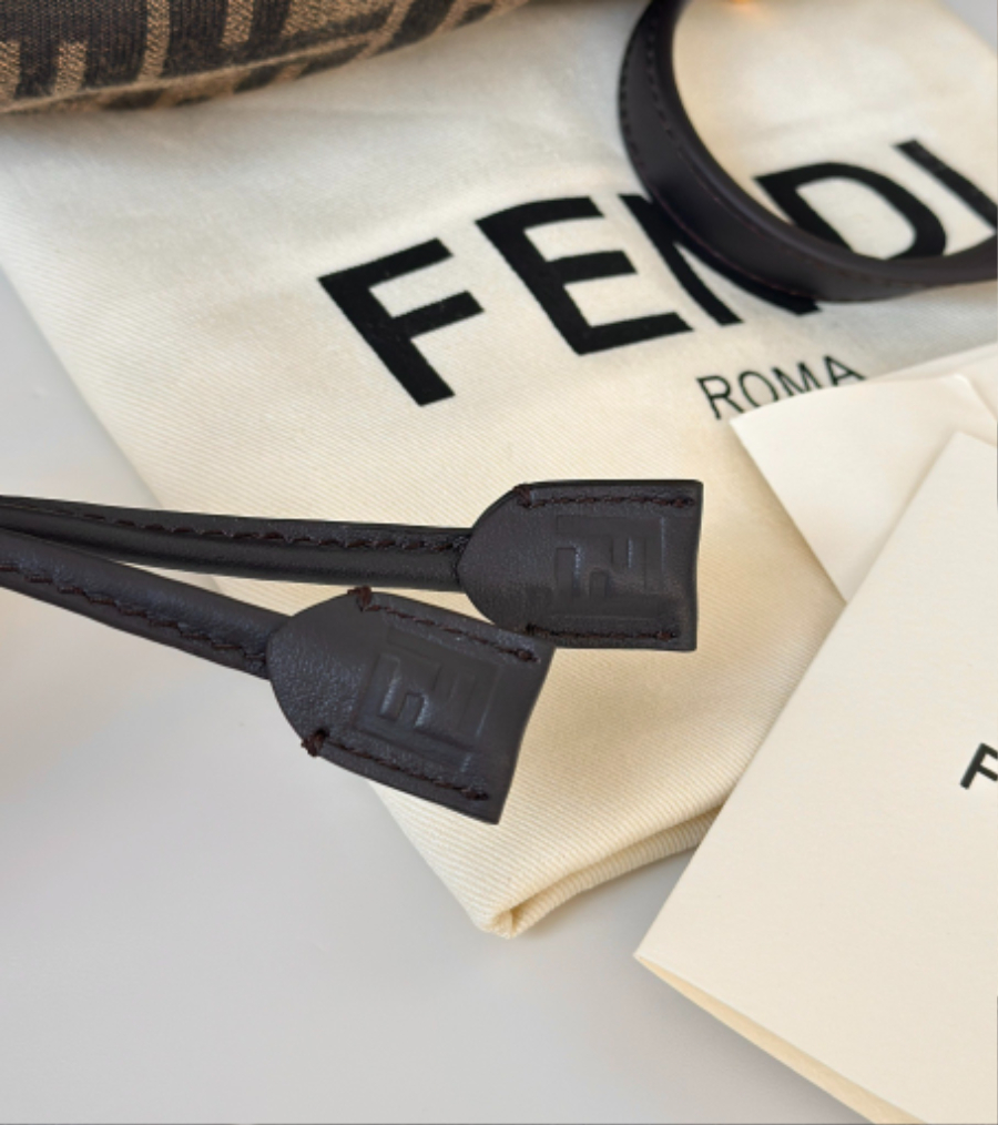 펜디 탑핸들백팩8 다크브라운.jpg