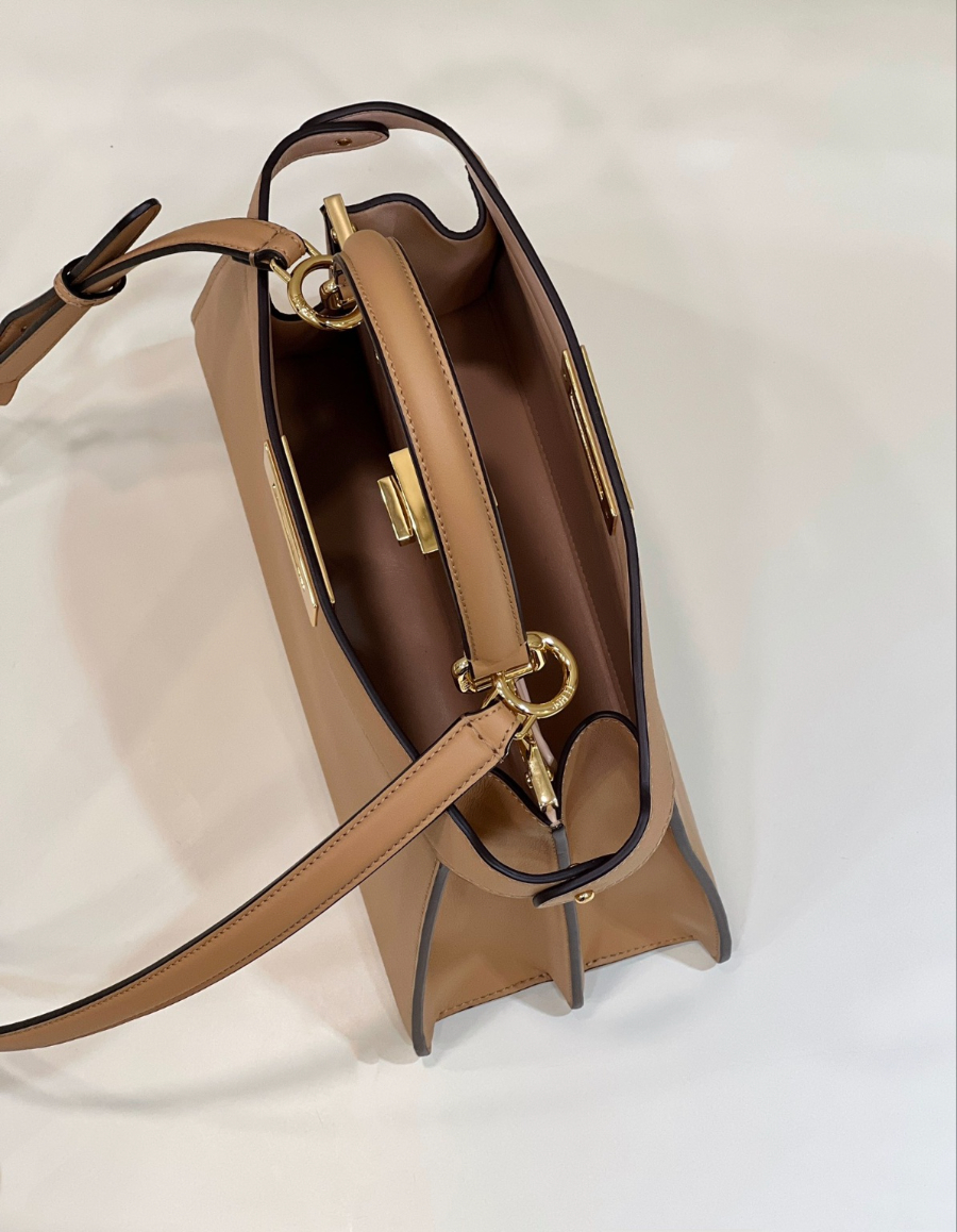 펜디 피카부아이씨유9.jpg