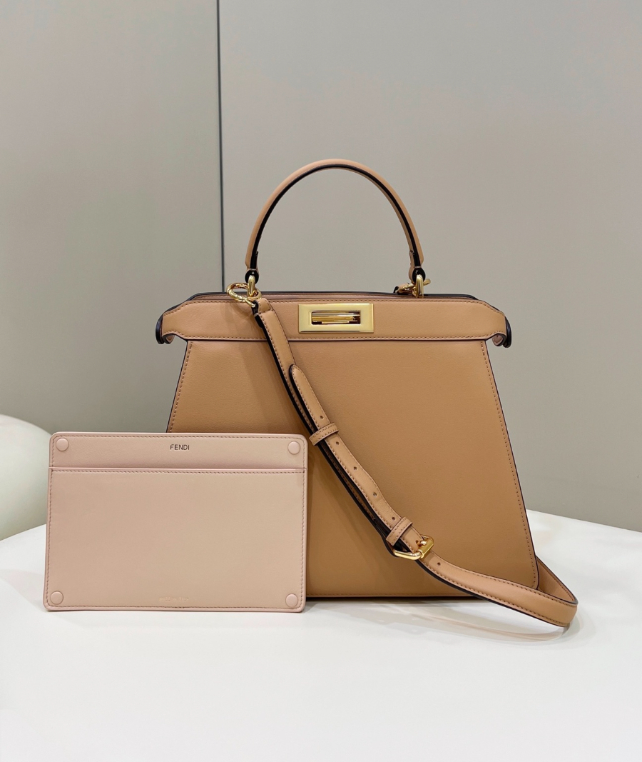 펜디 피카부아이씨유1.jpg