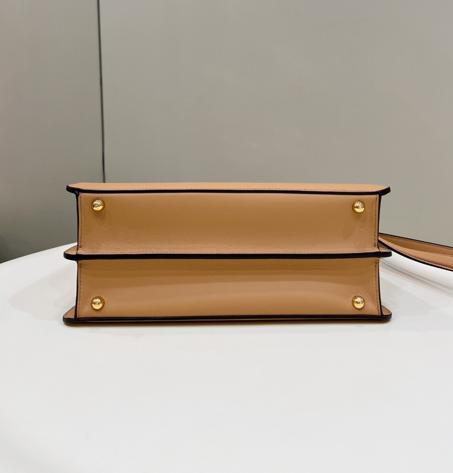 펜디 피카부아이씨유3.jpg