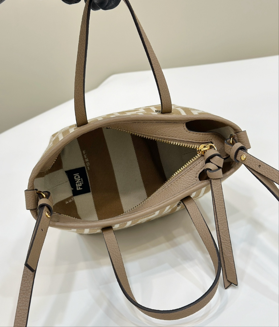 펜디 롤미니토트백 브라운화이트9.jpg