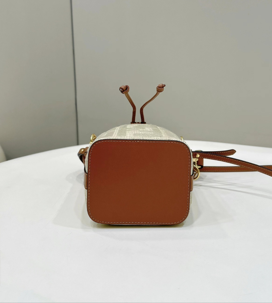 펜디 몬트레조미니버킷백 샌드4.jpg