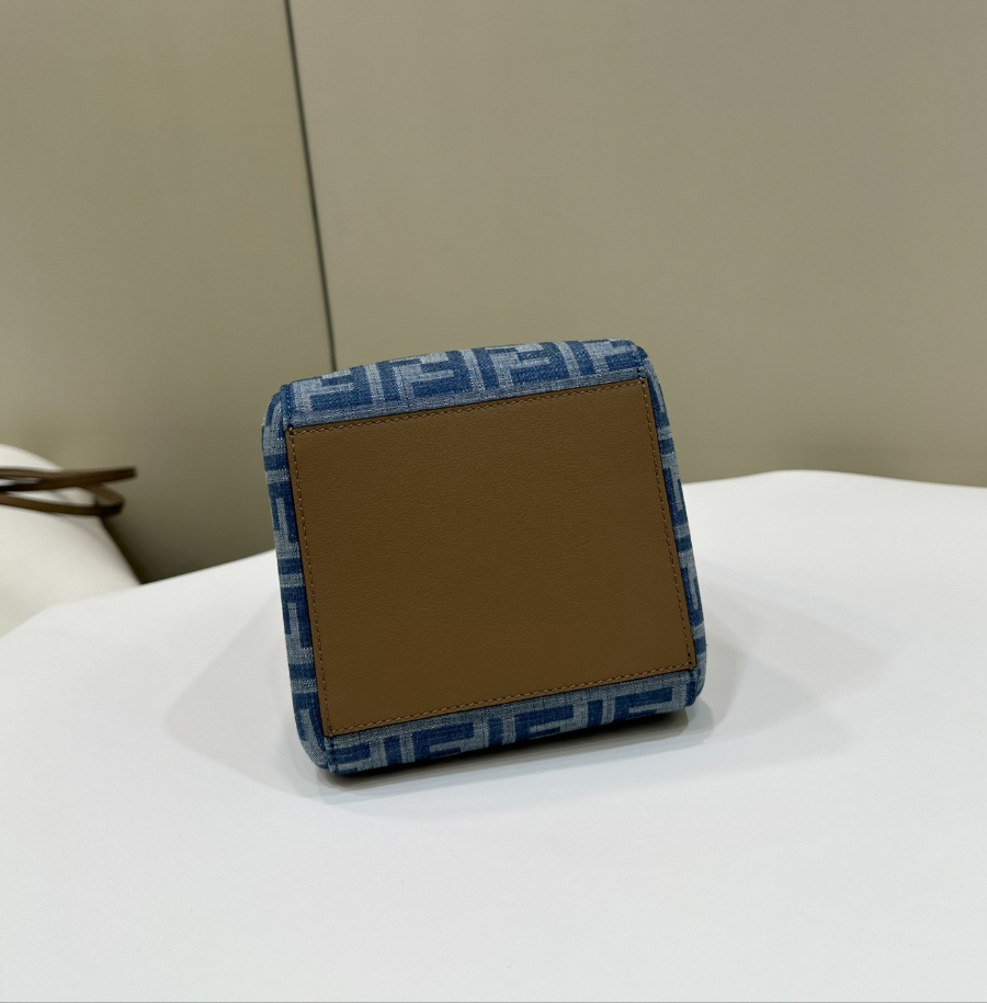 펜디 오리가미미니 블루브라운5.jpg