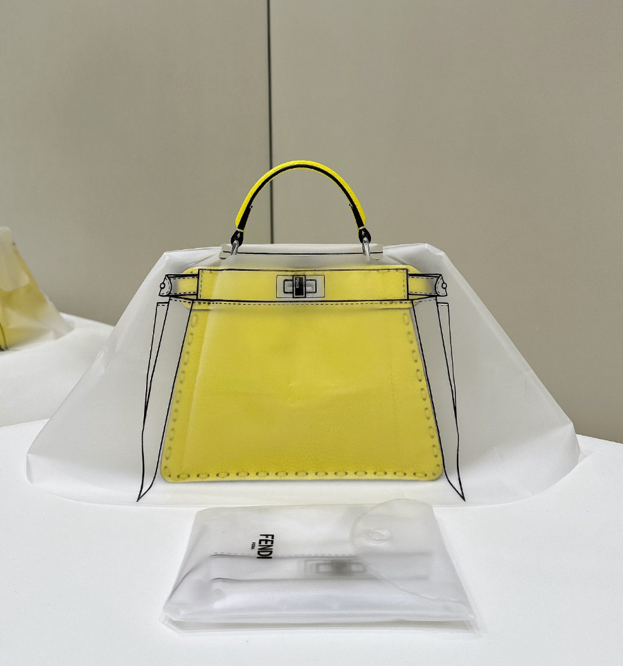 펜디 피카부아이씨유쁘띠 옐로우03.jpg