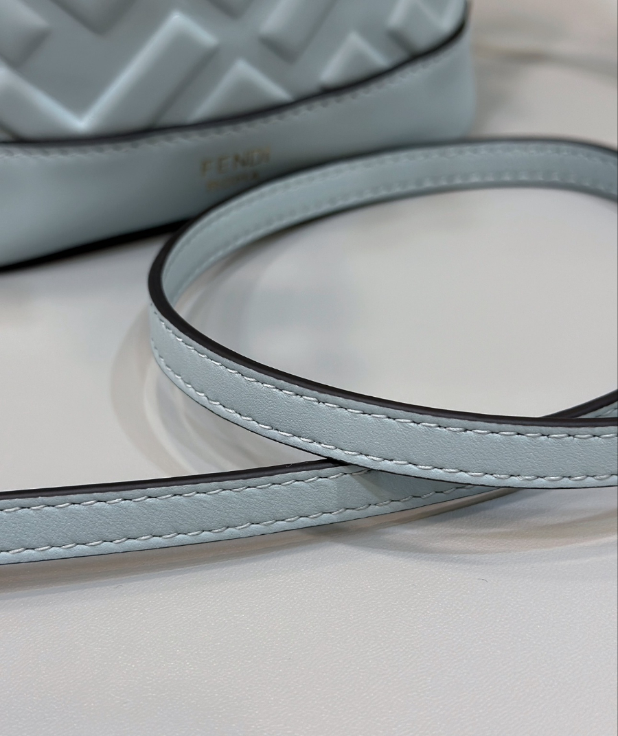 펜디 몬트레조스몰버킷백 라이트블루4.jpg