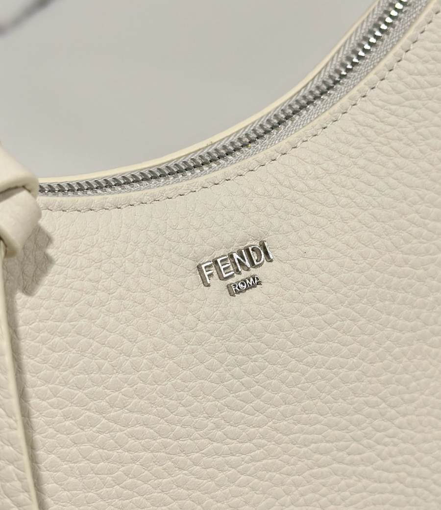 펜디 미니펜데센스 아이보리5.jpg